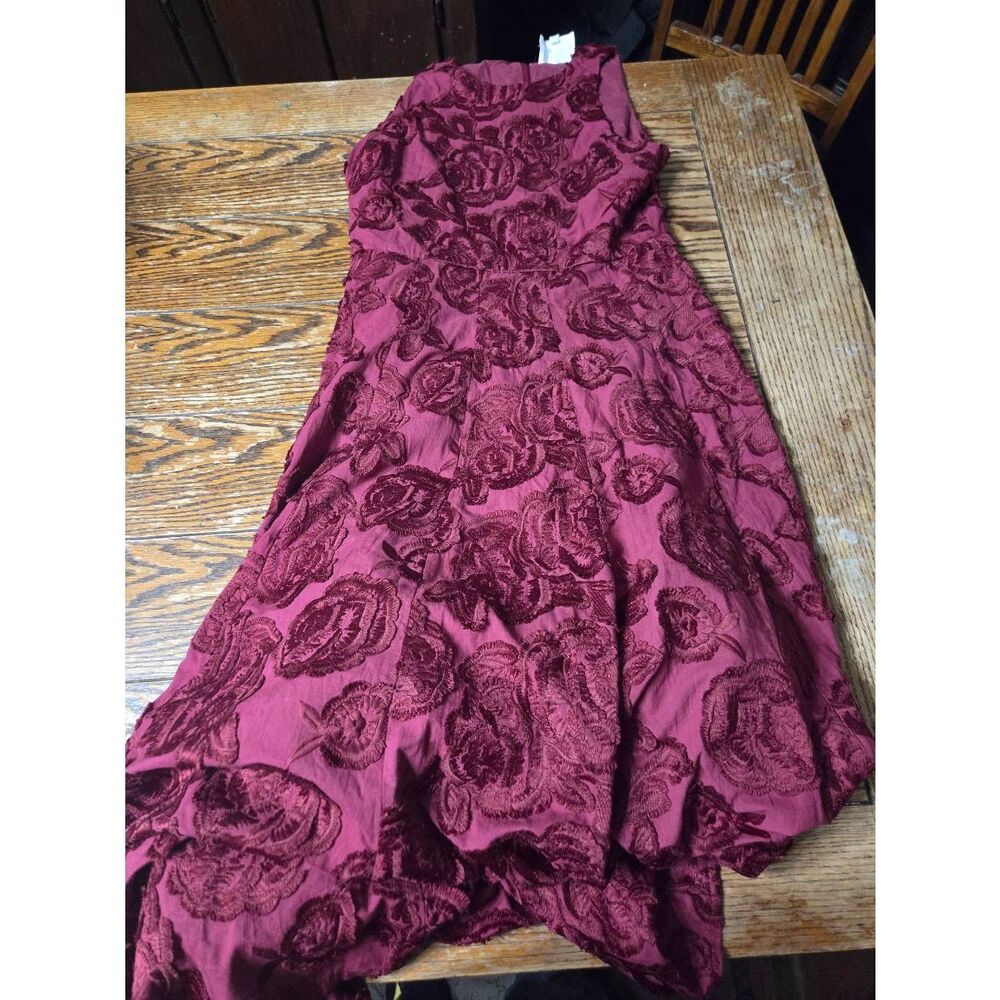 Tuckernuck Hyacinth House Ruby Textured Floral Melina Maxi Dress sz Small - Picture 2 of 5